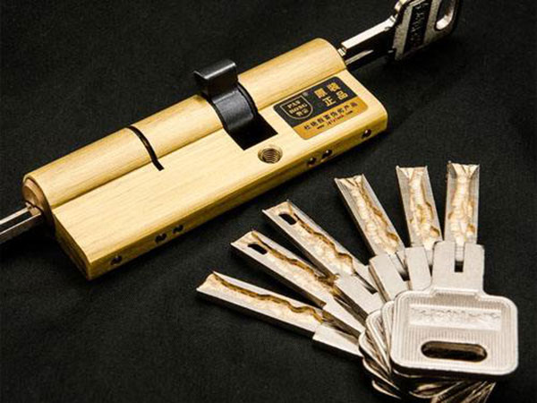 昌都24小时上门开锁公司