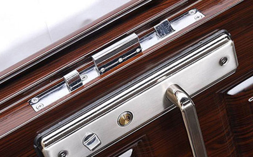 昌都24小时上门开锁公司