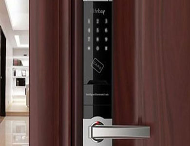 昌都24小时上门开锁公司