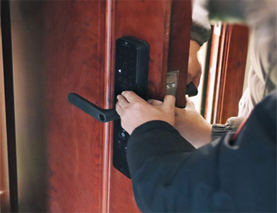 昌都24小时上门开锁公司